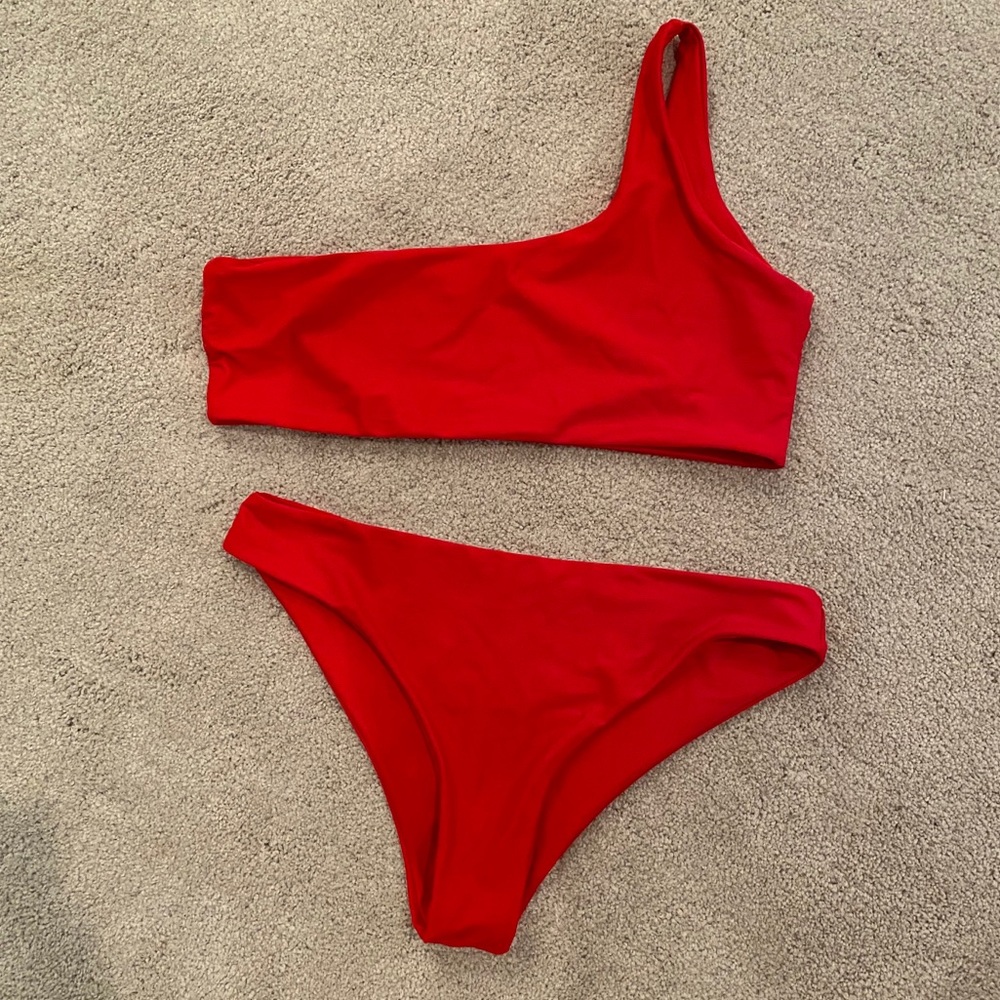 Red bikini 1 shoulder